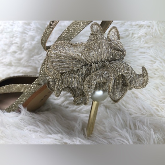 Gianni Bini Elegant Glittery Pearl Heels with Ankle Strap size 8 NWOT - Picture 5 of 16